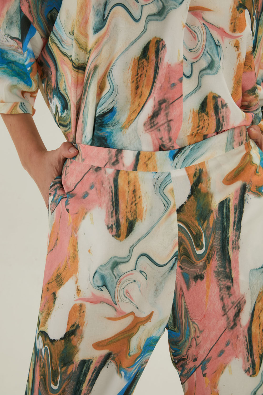 Pantalón marble de Desiderata