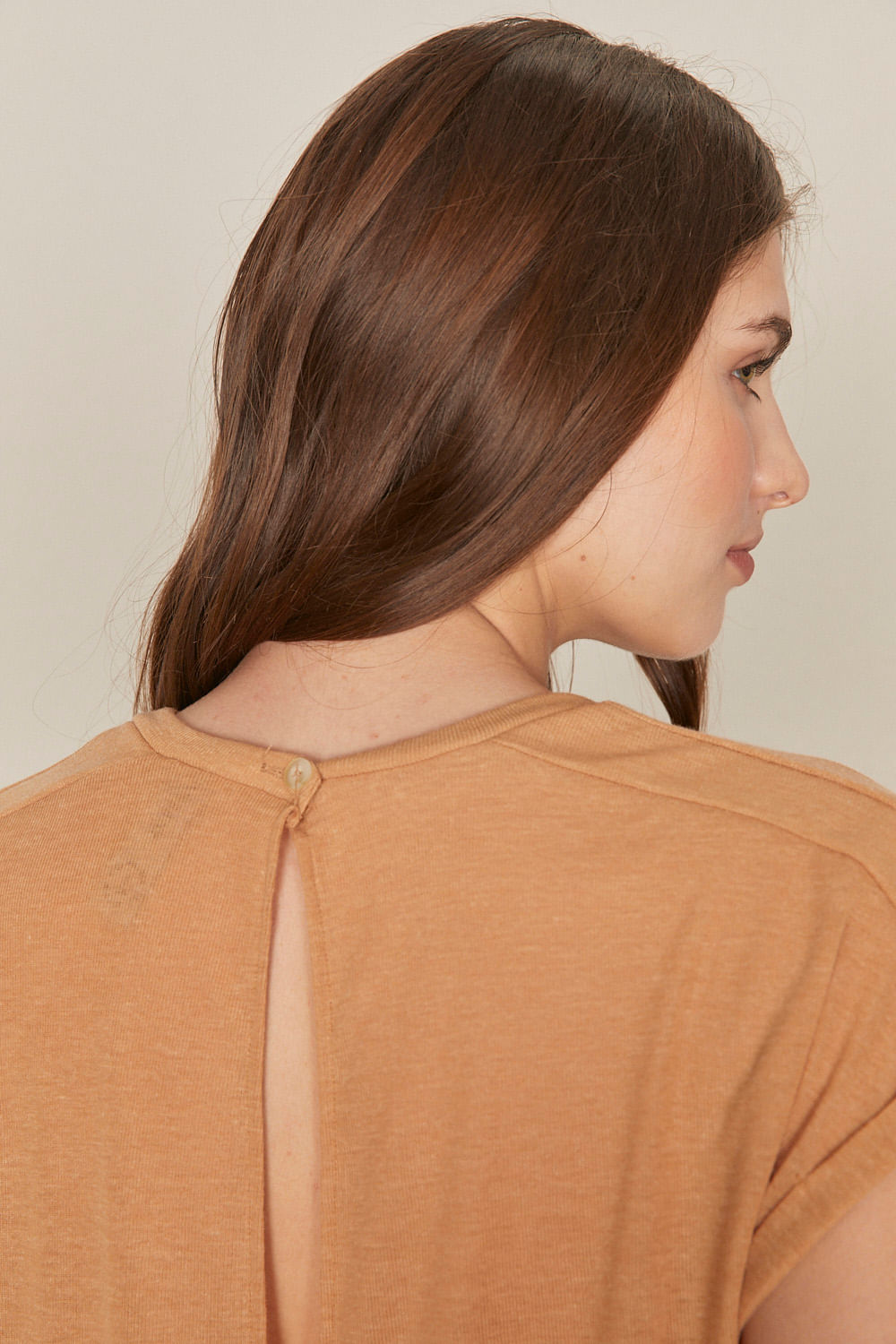 Remera flowy back Vesper — imagen 4