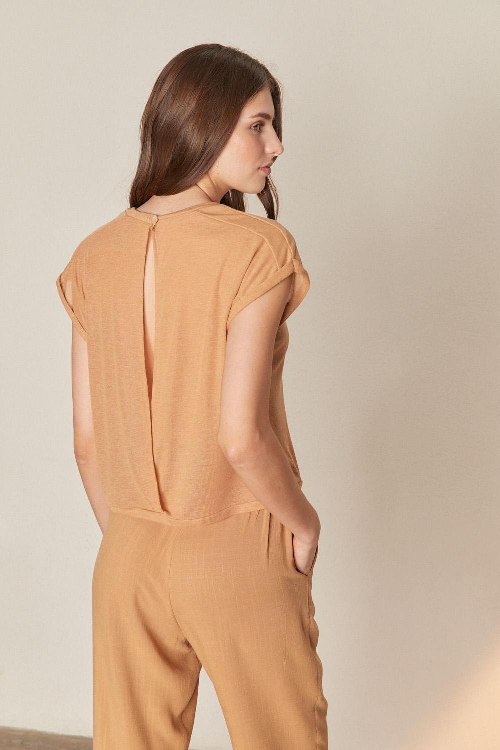 Remera flowy back Vesper — imagen 5