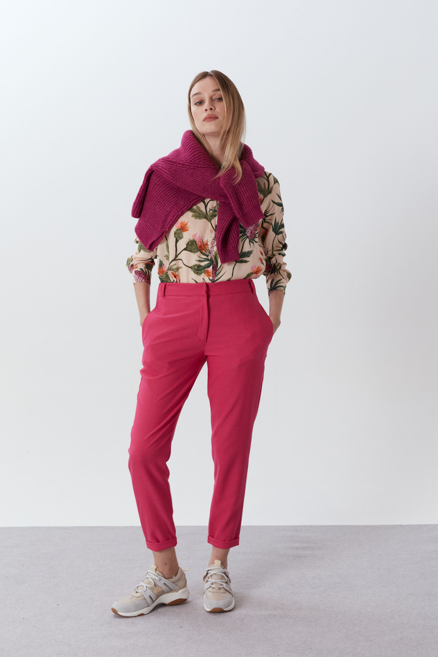 Pantalon capri esencial de Desiderata
