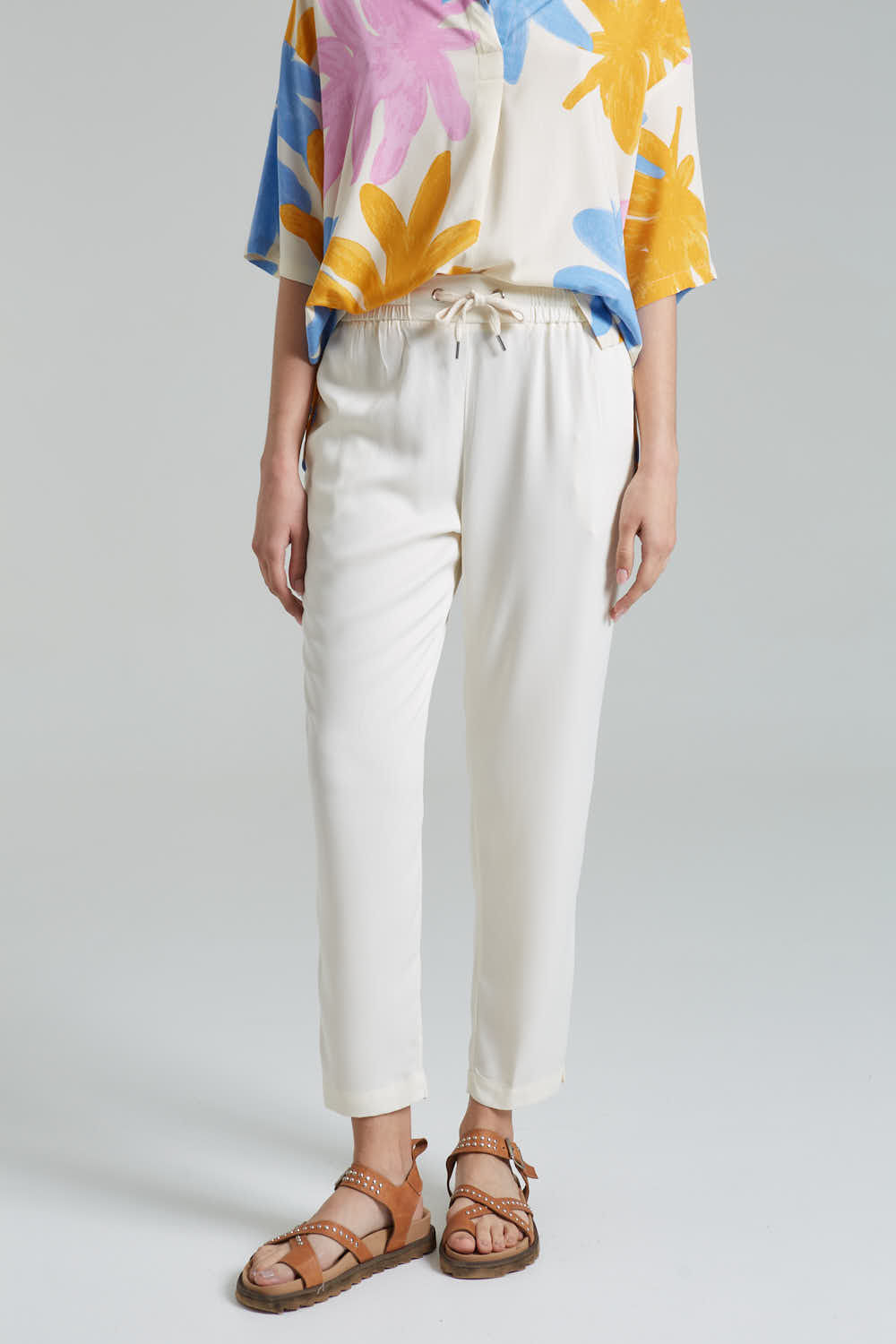 Pantalón jogger Saint Tropez de Desiderata — imagen 2