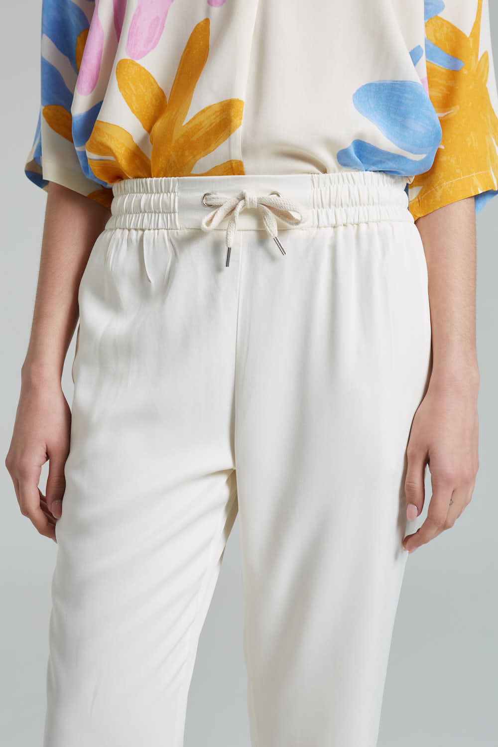 Pantalón jogger Saint Tropez de Desiderata — imagen 4