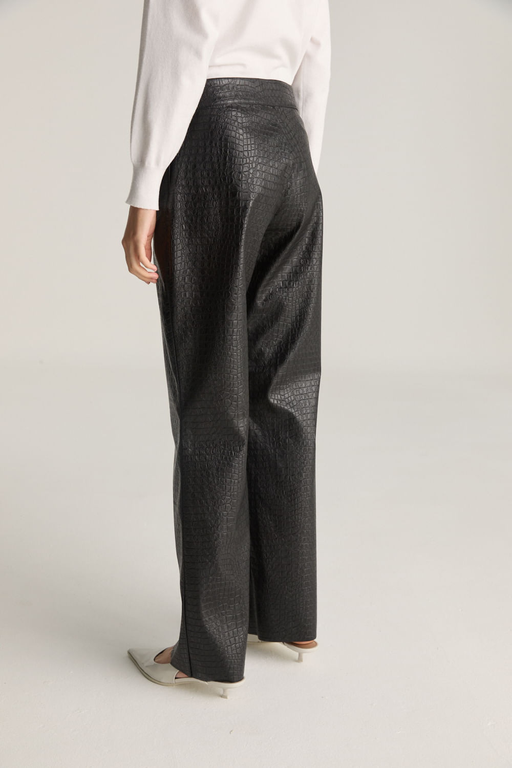 Pantalon vegan croco de Desiderata — imagen 5