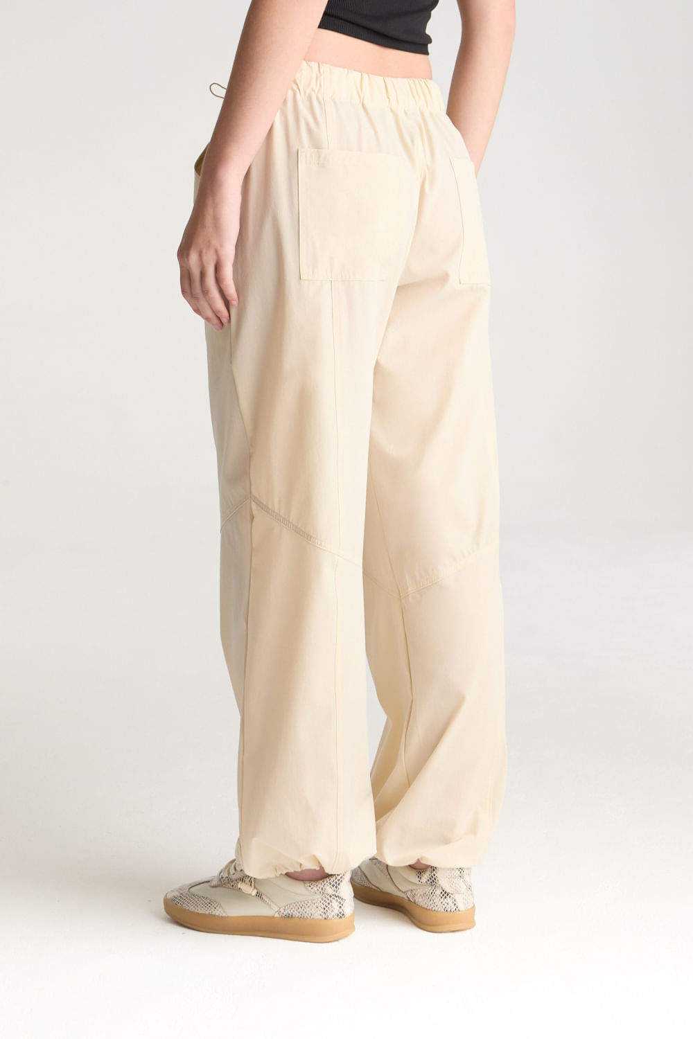 Pantalon Parachute Marianne de Desiderata — imagen 4