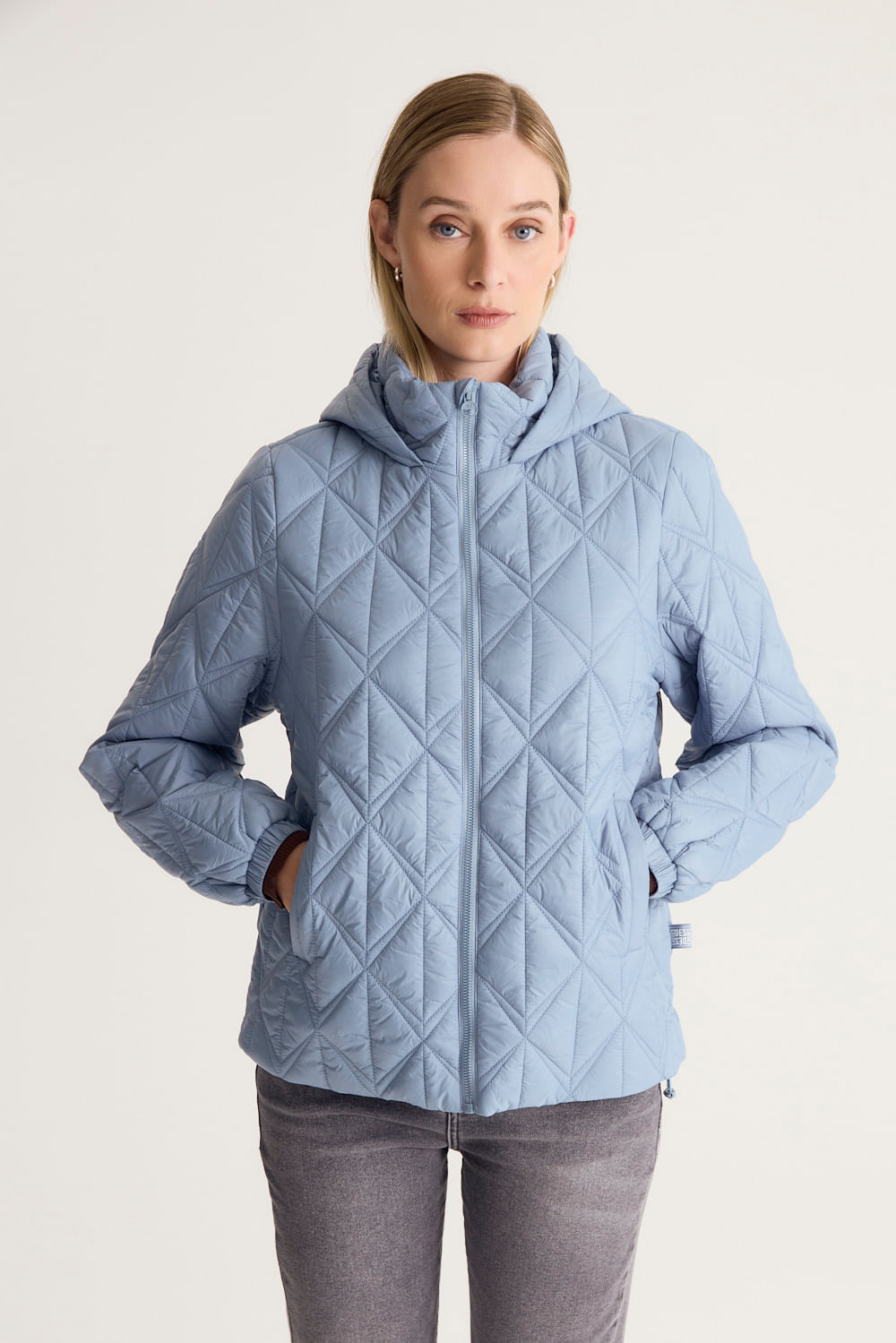 CAMPERA ULTRA LIGHT HOOD — imagen 5
