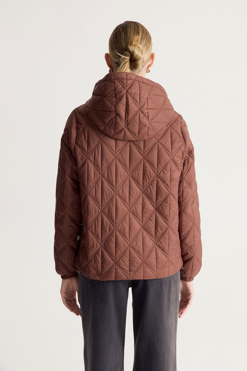 CAMPERA ULTRA LIGHT HOOD — imagen 5