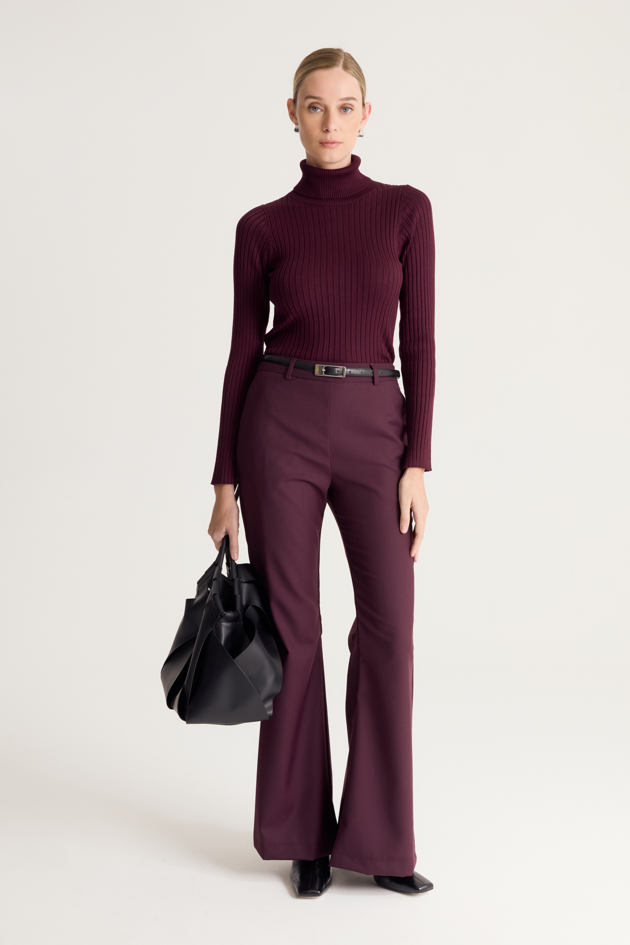 PANTALON FLARE ROW