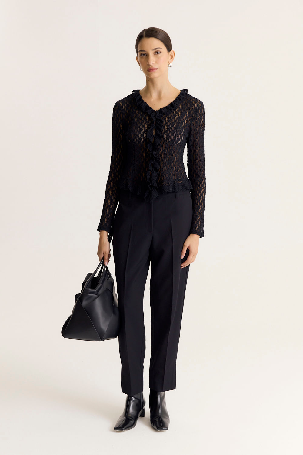 TOP LACE RUFFLES