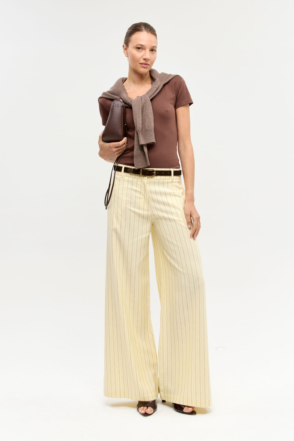 Pantalón de lino con estampado de rayas de Desiderata